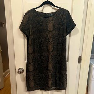 Nicole Miller black and light brown snakeskin print shift dress size 8.
